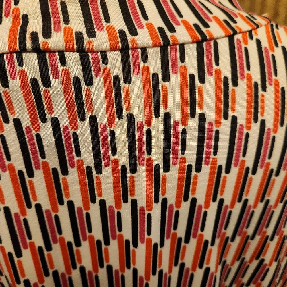 Sleeveless Work Top - Picture 2 of 4